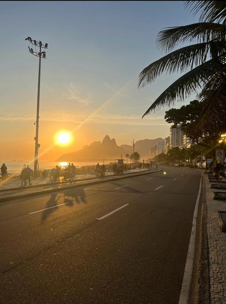 Alugo Quarto Espacoso Com Banheiro Privado Em Apartamento Em Copanema Rio de Janeiro Zewnętrze zdjęcie